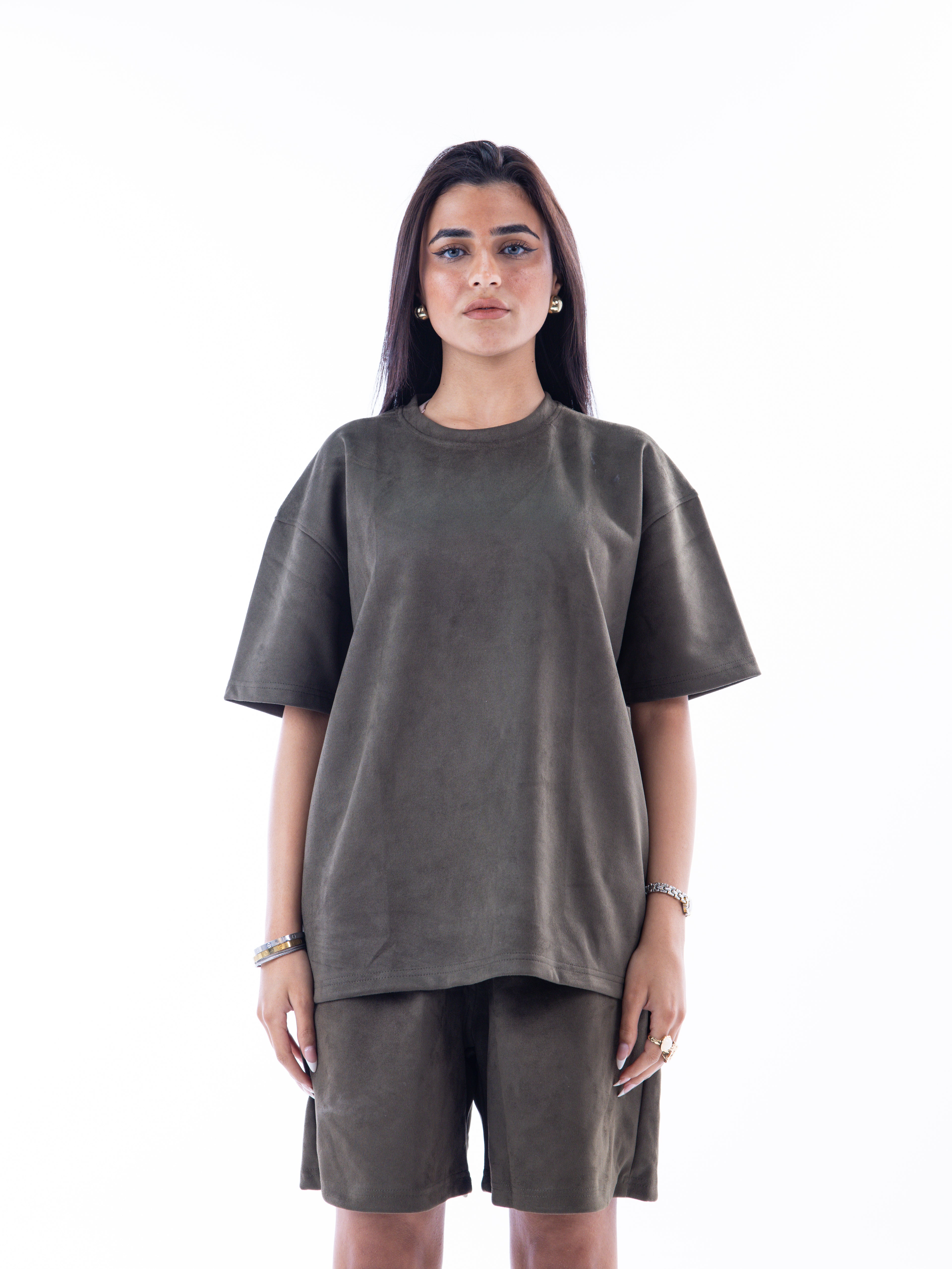 Olive Velvet T-shirt – Escala