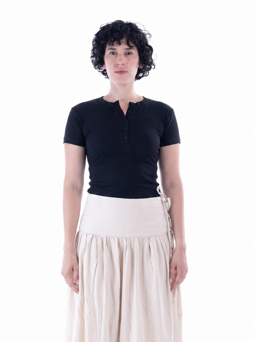 Black Henley Top – Escala
